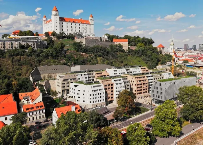 Vydrica Luxury In Location Апартаменти Братислава